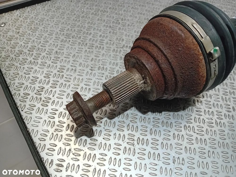 półoś lewy przód Audi Q3 2.0 TDI 2015 5N0407763L - 3