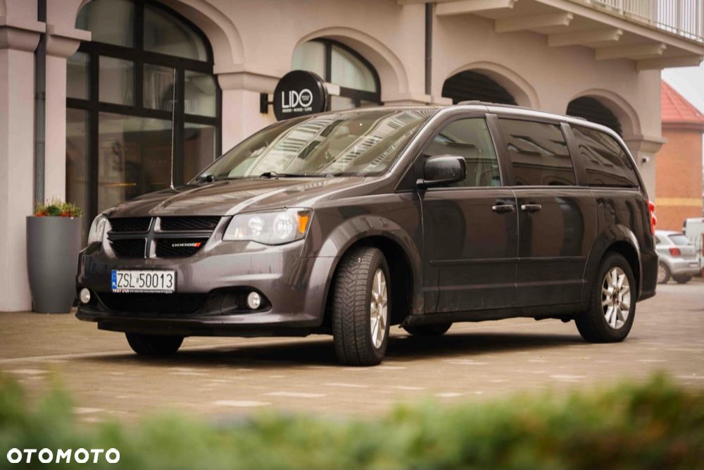 Dodge Grand Caravan - 3
