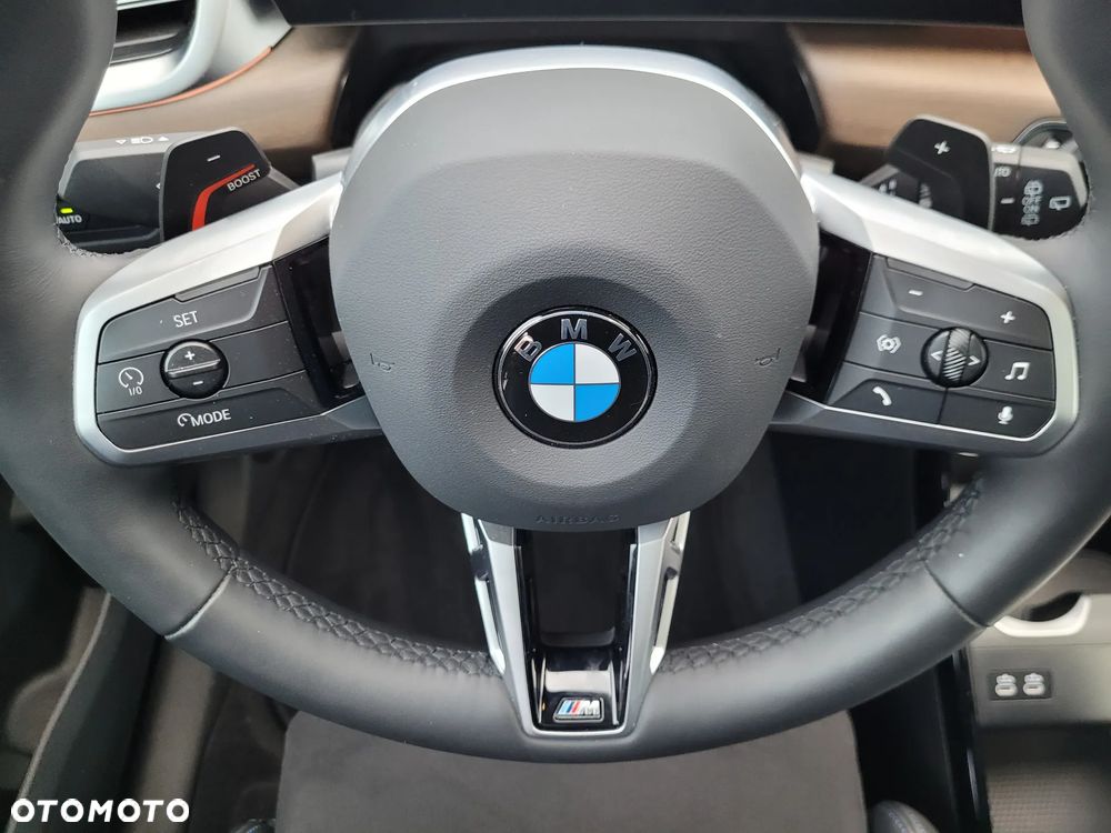 BMW X1 xDrive23i M Sportpaket - 10