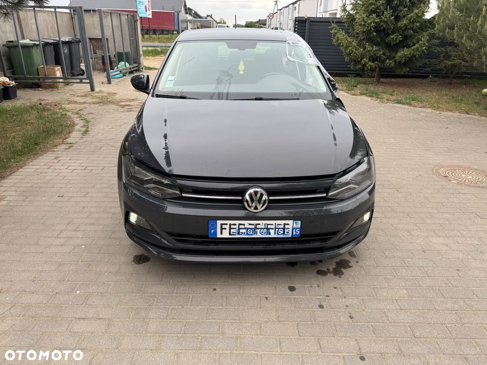Volkswagen Polo - 8