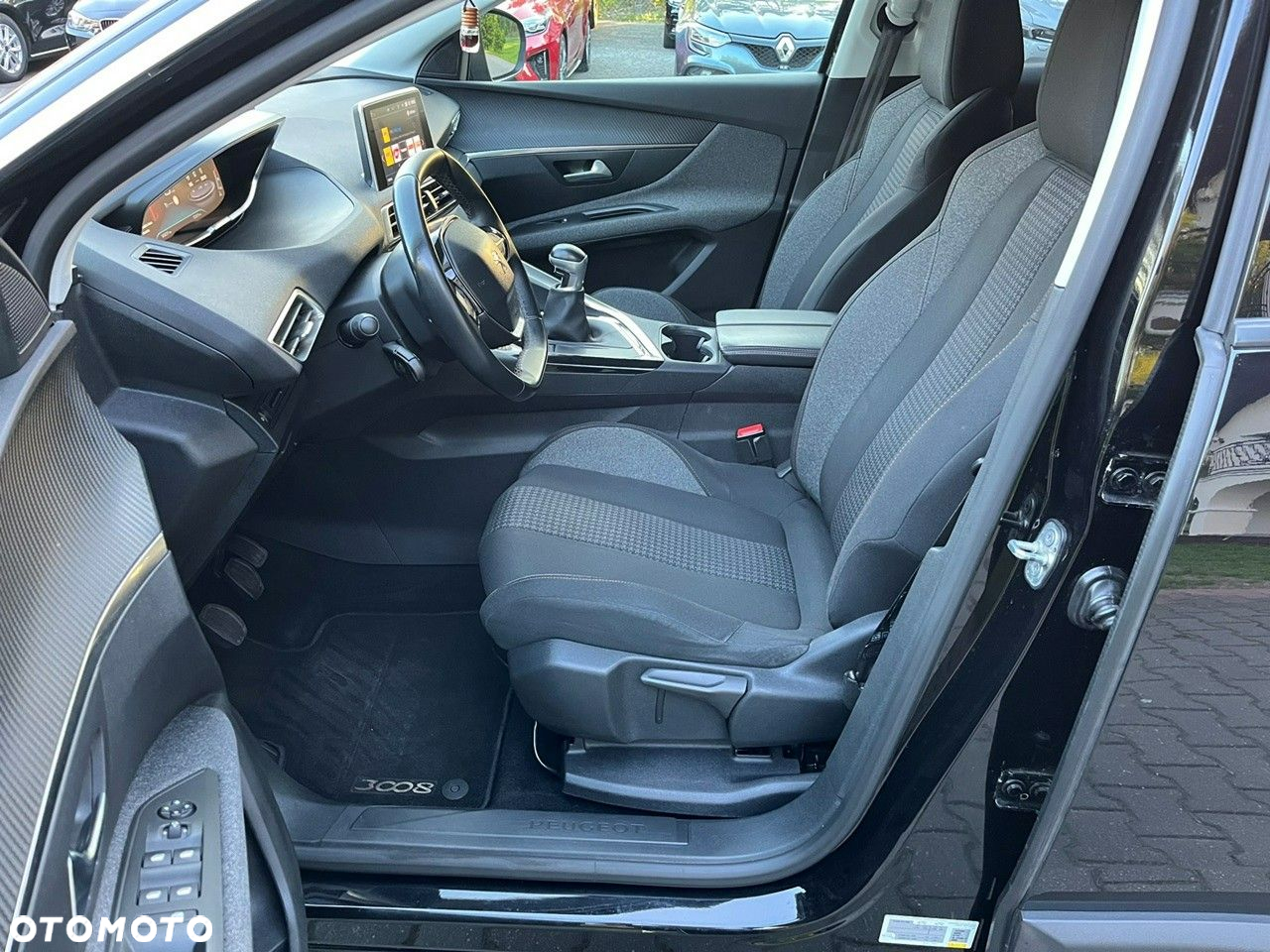 Peugeot 3008 - 8