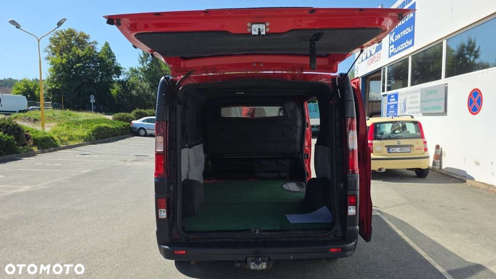 Nissan NV300 - 14