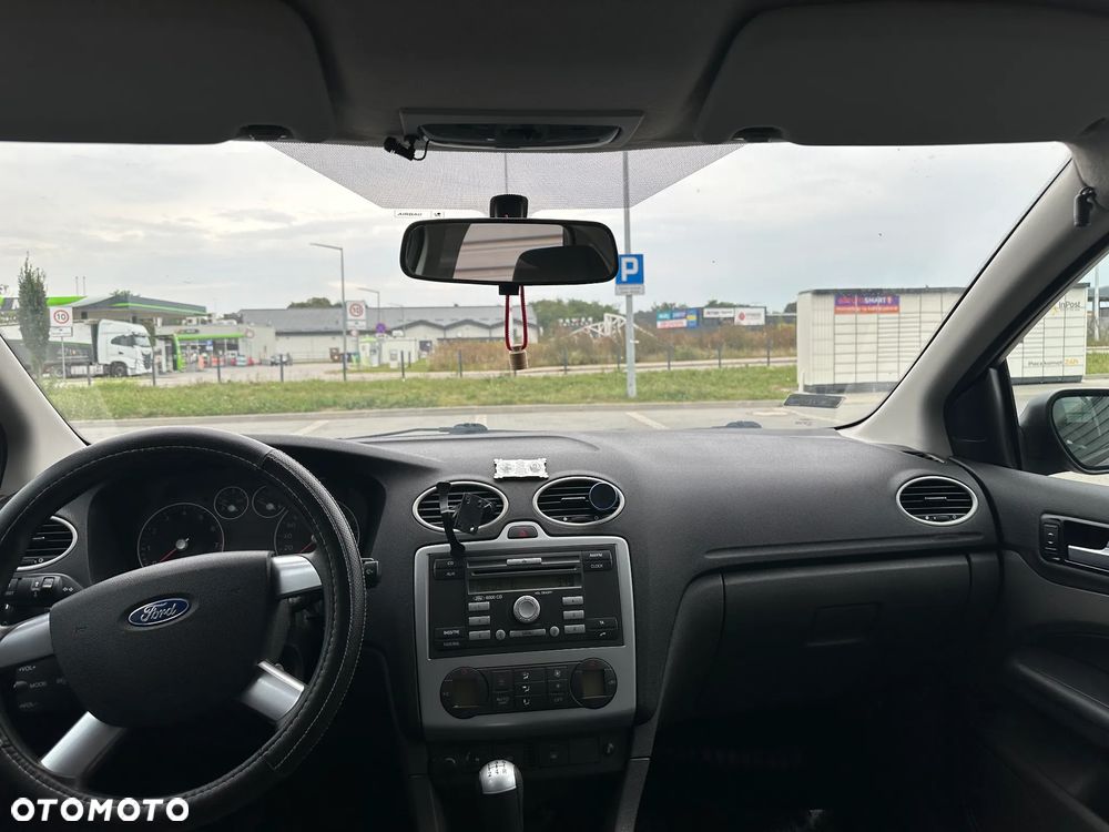 Ford Focus 1.6 Ti-VCT Ghia - 7