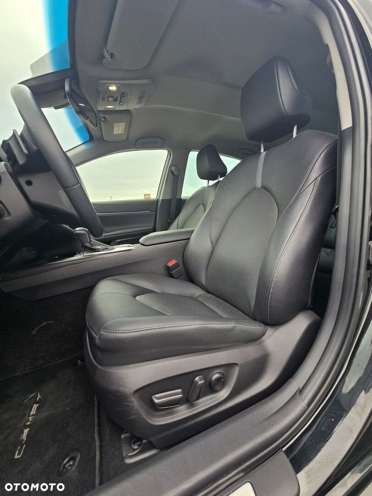 Toyota Camry 2024