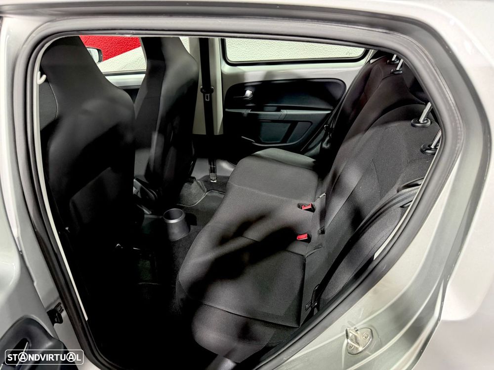 VW Up! - 17