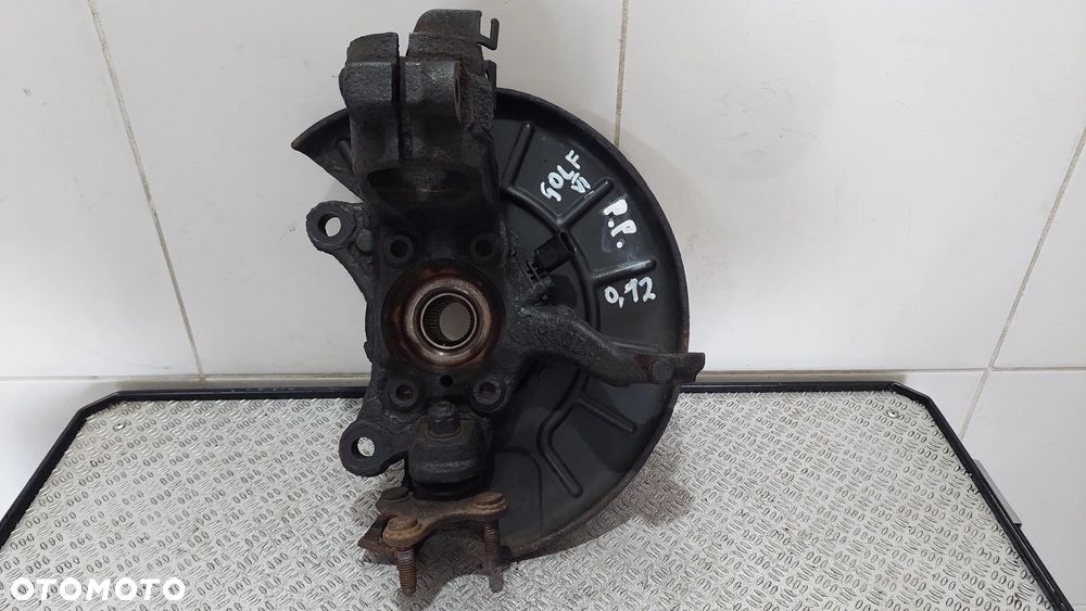 ZWROTNICA PIASTA PRAWY PRZÓD VW GOLF VI 1,4TSI R2012 - 2