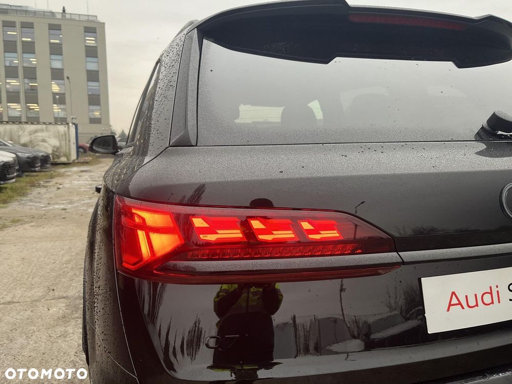 Audi Q7 - 25