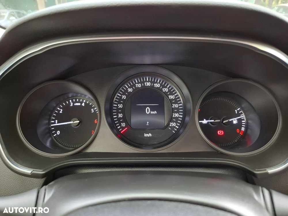 Renault Megane TCe Zen - 13