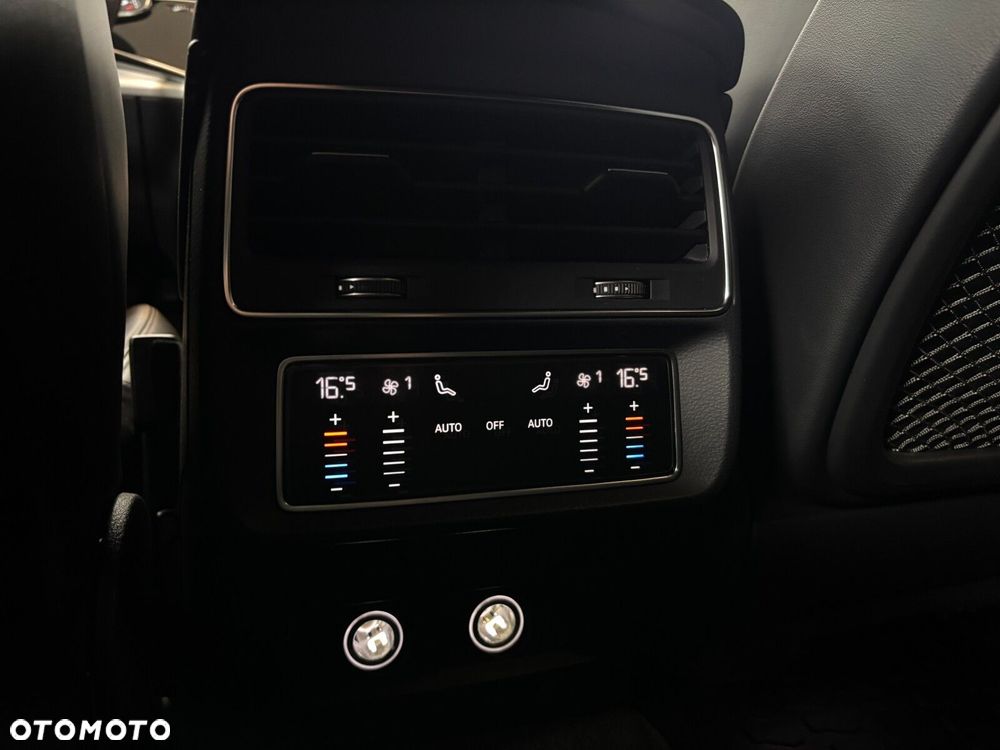 Audi Q8 - 31