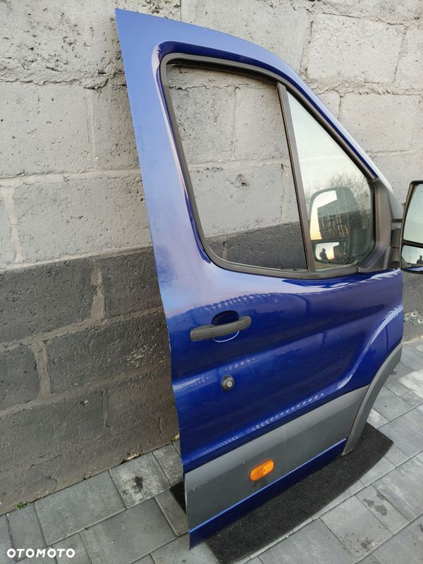 DRZWI PRZEDNIE PRAWE KOMPLETNE FORD TRANSIT MK8 - 2
