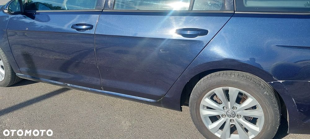 Volkswagen Golf - 8