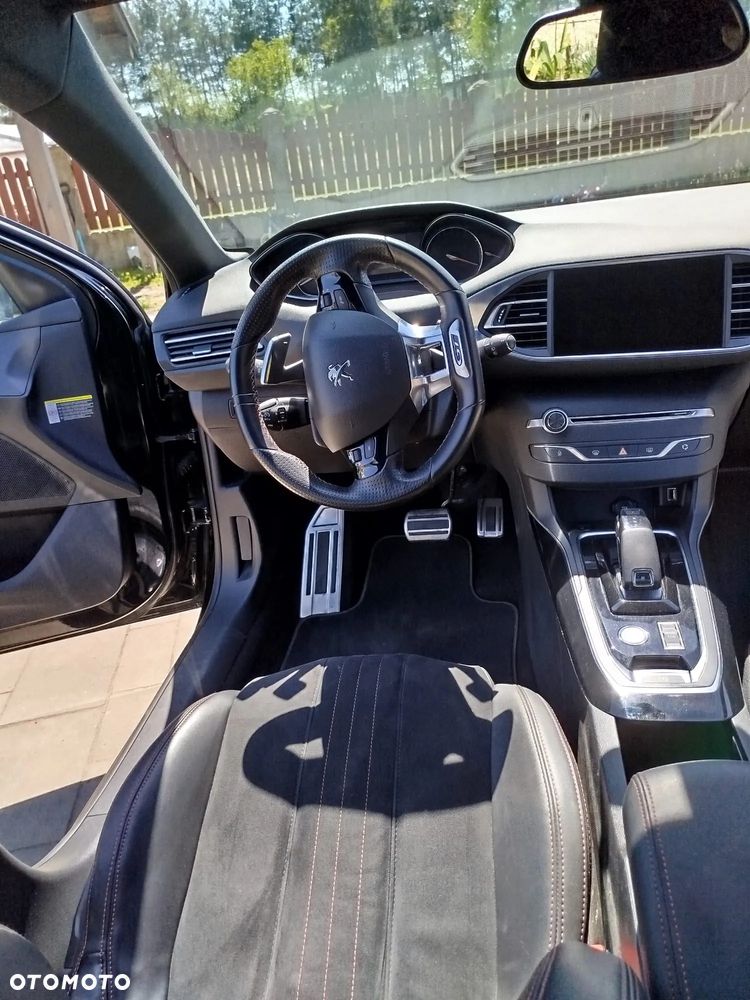 Peugeot 308 ver-puretech-225-eat8-stop-start-gt - 13