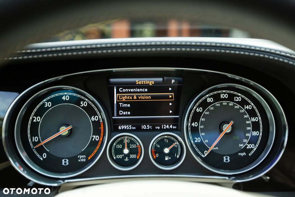 Bentley Continental GT - 24