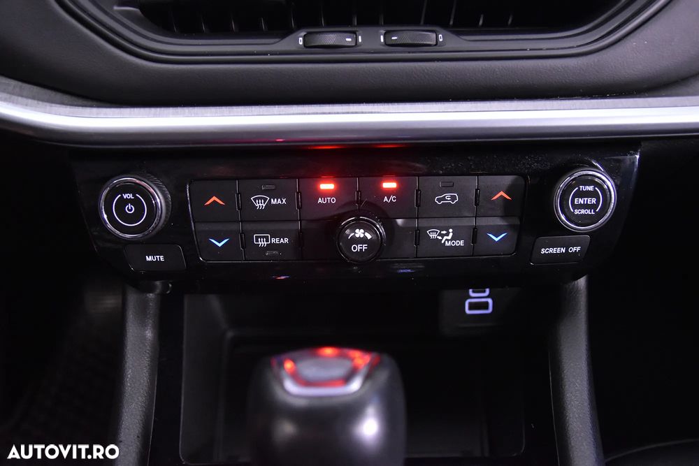 Jeep Compass - 18