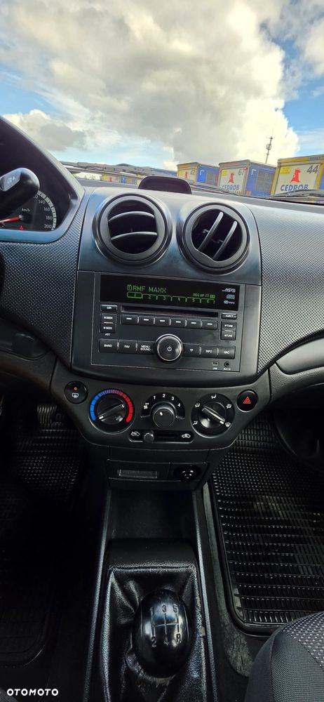 Chevrolet Aveo 1.2 16V LS - 19