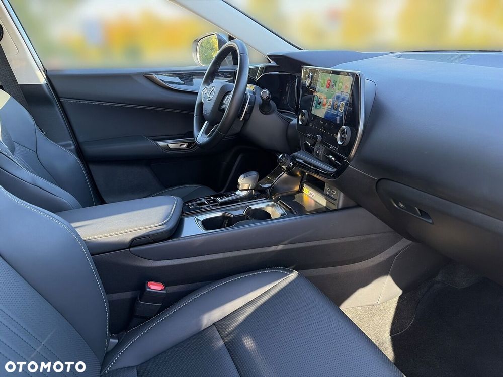 Lexus NX 350h Prestige 2WD - 13