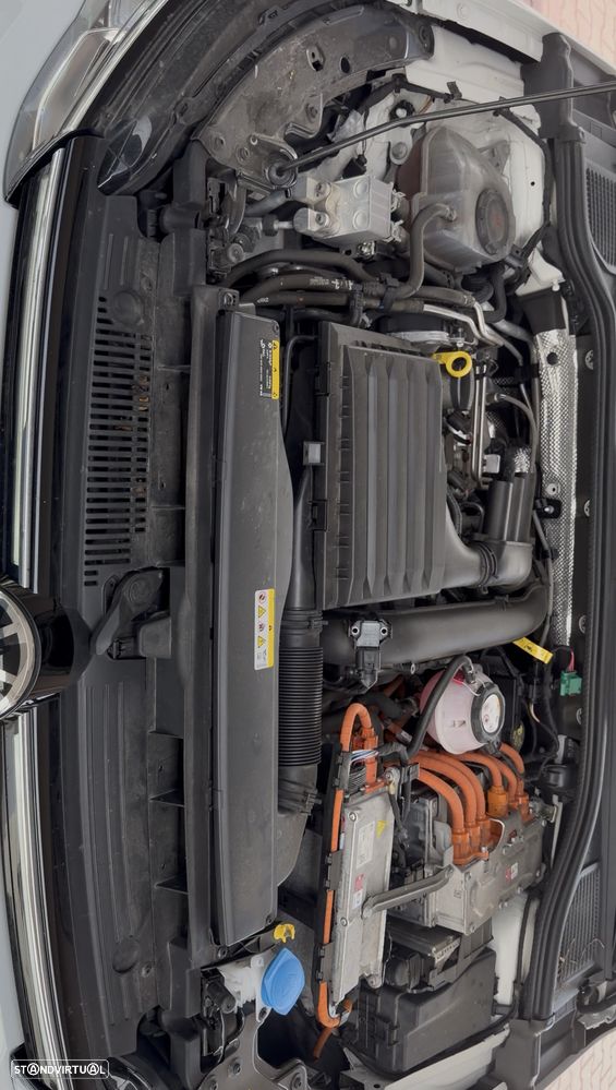 VW Golf 1.4 eHybrid OPF DSG Style - 23