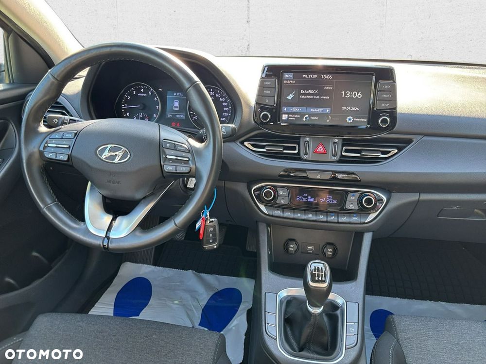 Hyundai i30 - 22