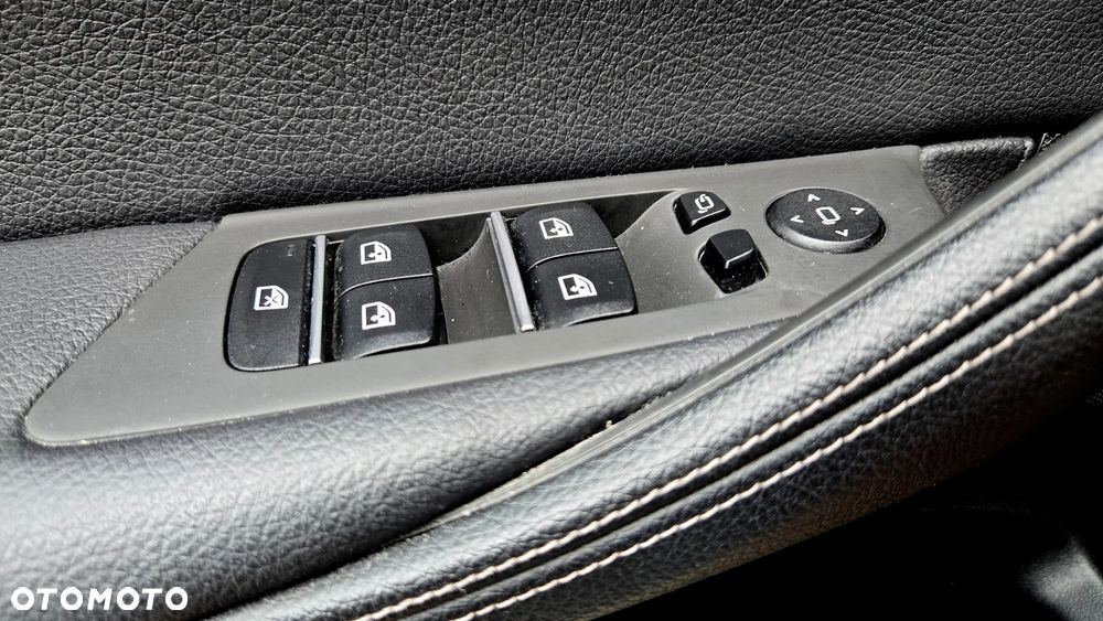 BMW Seria 5 520i Luxury Line - 22