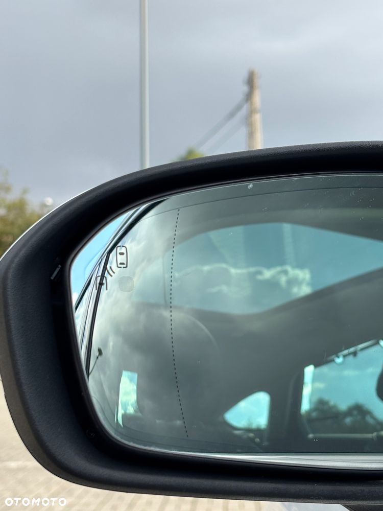 Ford Mondeo 2.0 EcoBlue Titanium - 32