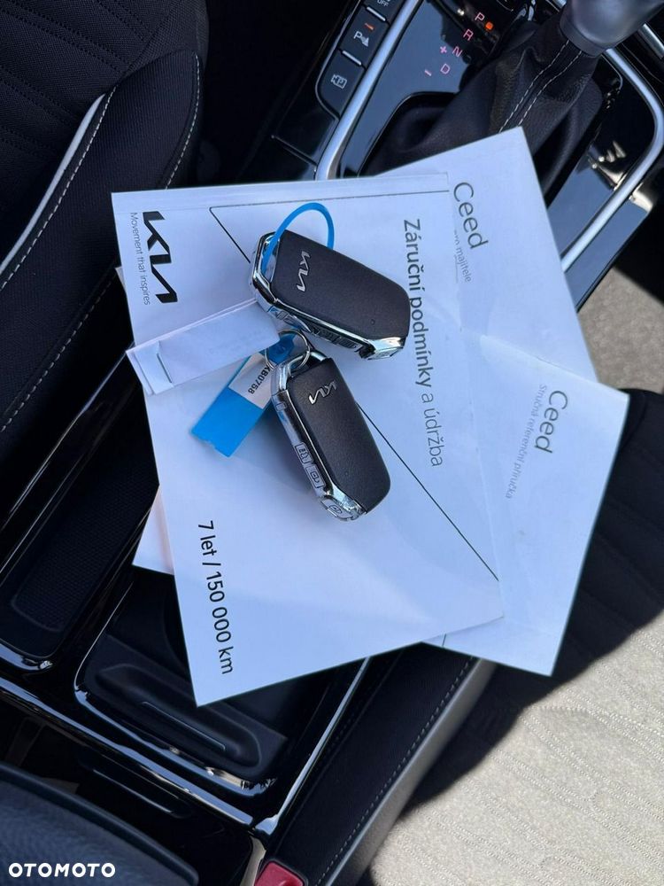 Kia ProCeed 1.5 T-GDI DCT7 OPF GT LINE - 38