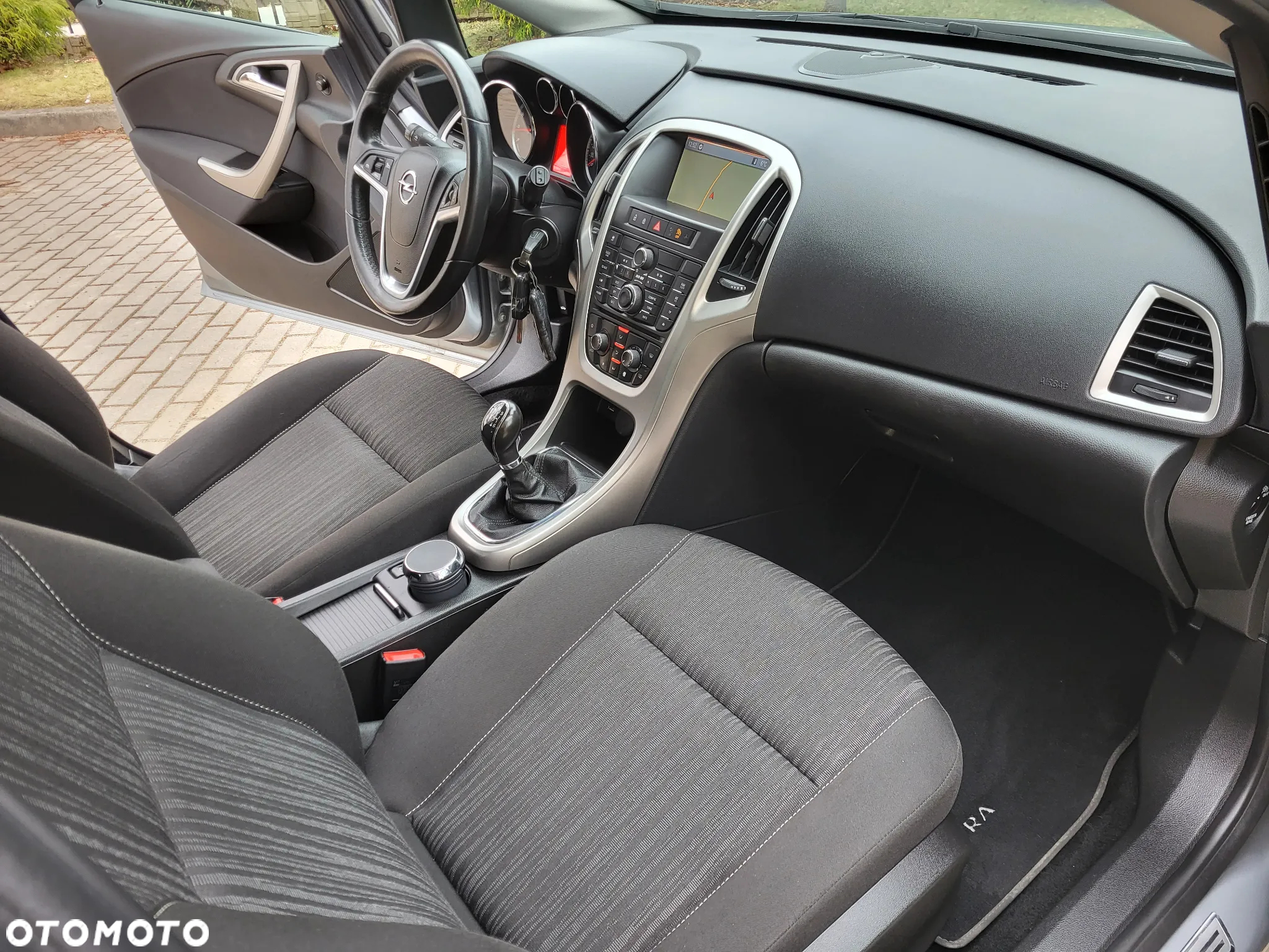 Opel Astra 1.4 Turbo Design Edition - 9