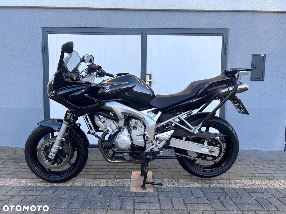 Yamaha FZ6 - 6