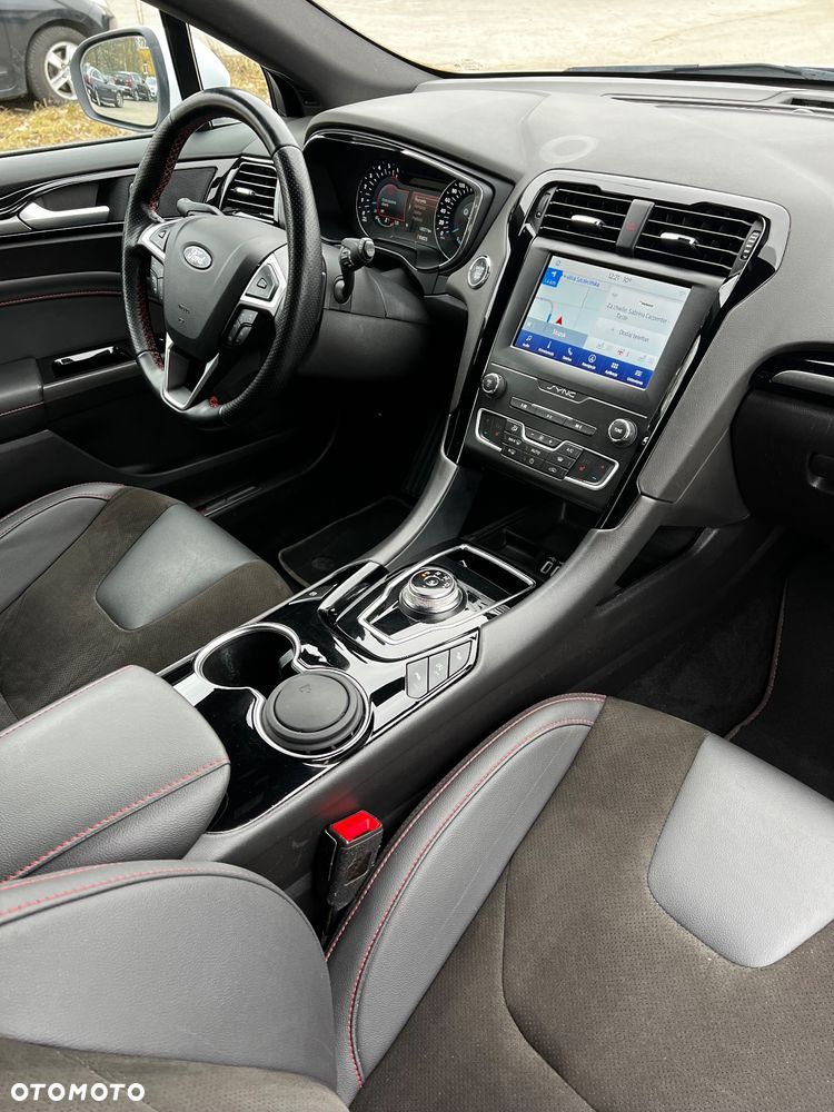 Ford Mondeo 2.0 EcoBlue ST-Line - 14