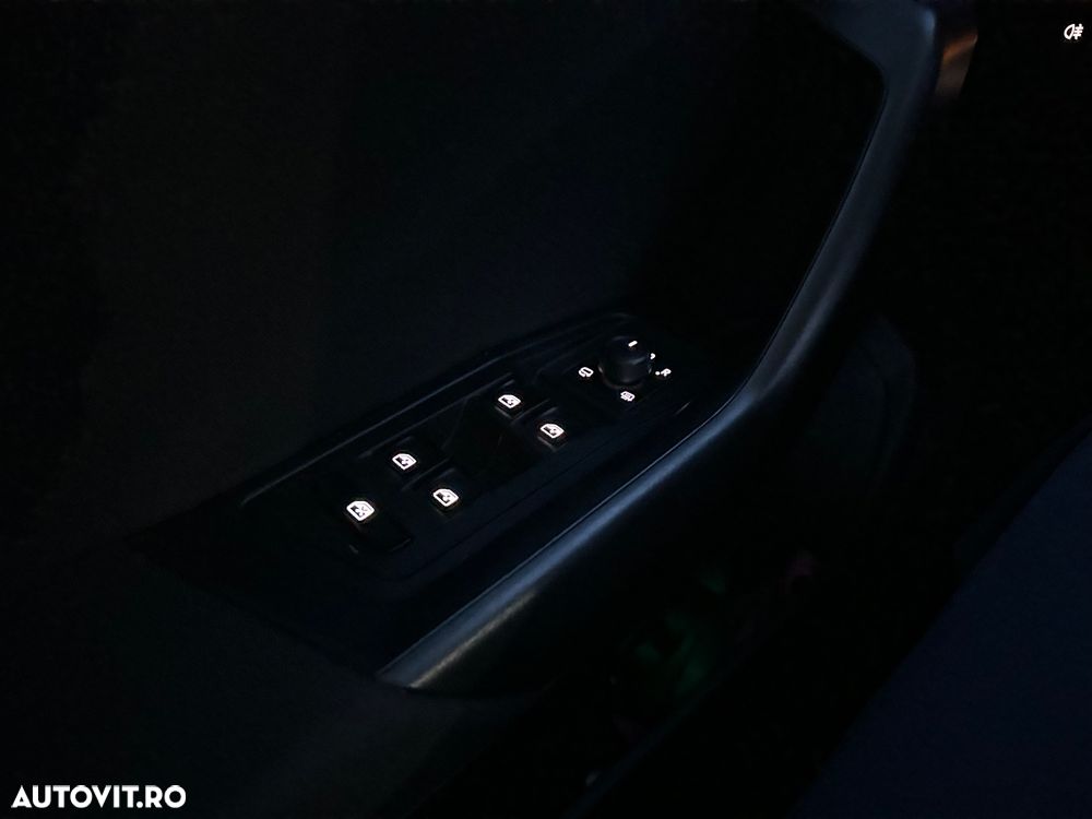 VOLKSWAGEN T-Roc 2023 — imagine 20