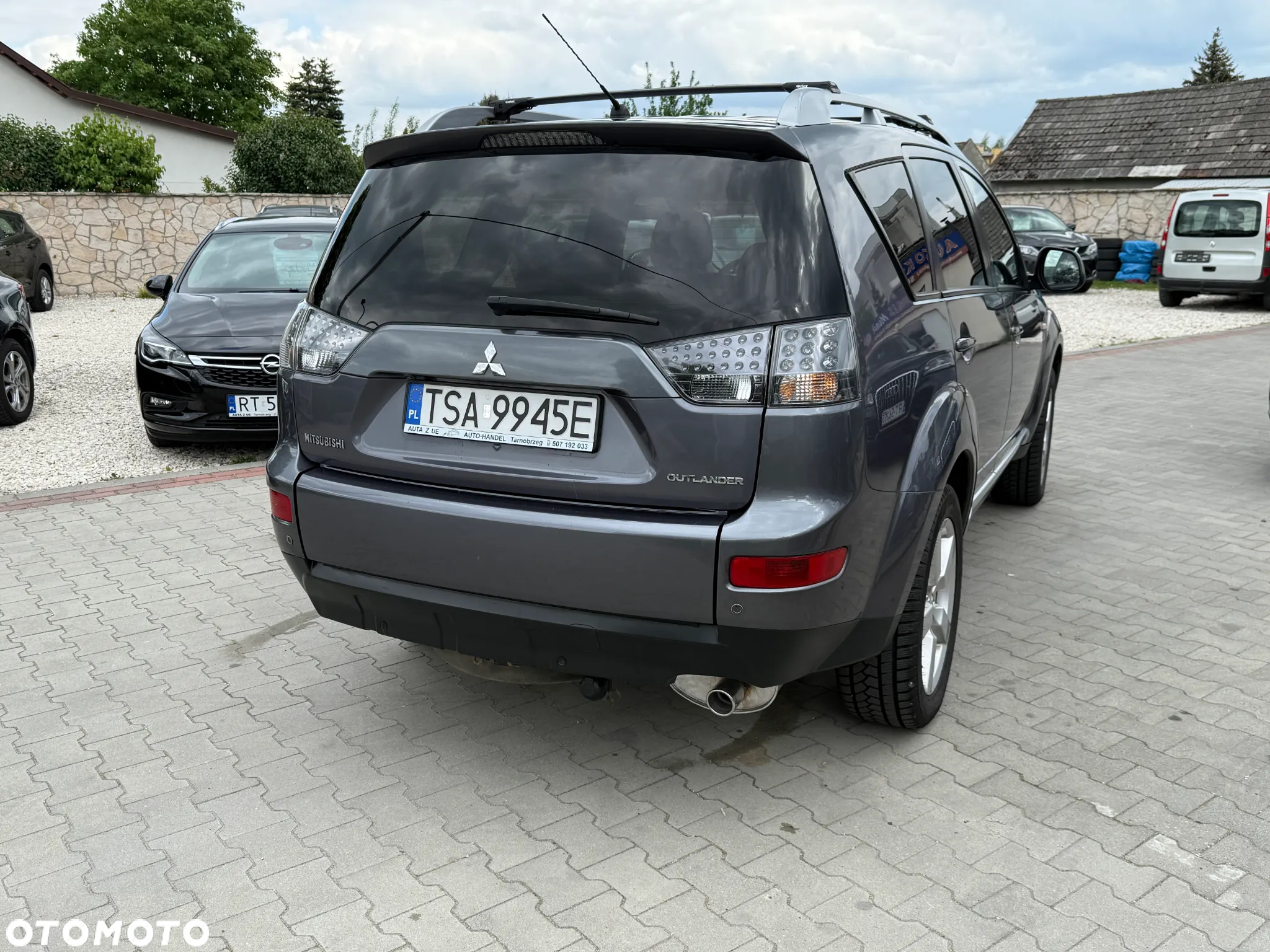 Mitsubishi Outlander 2.4 Intense + - 4