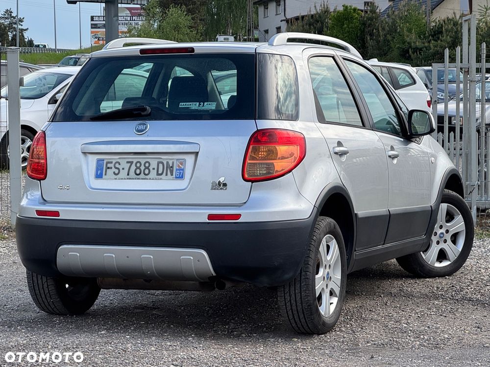 Fiat Sedici 1.9 Multijet DPF 4x4 Emotion - 10