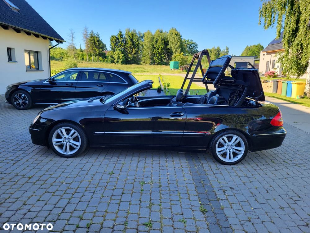 Mercedes-Benz CLK - 8