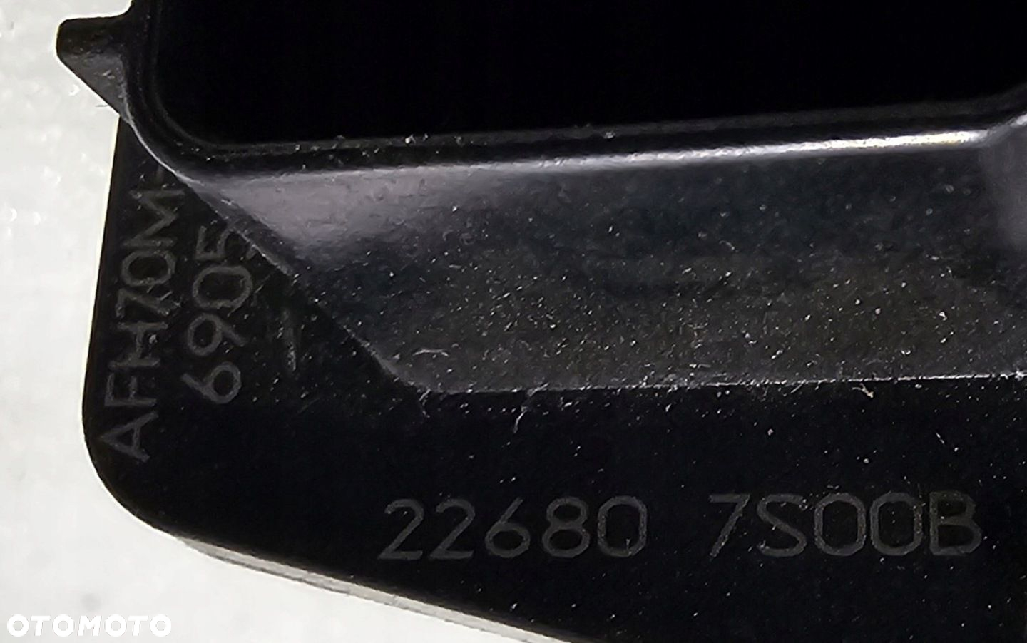 NOWY ORYGINALNY CZUJNIK PRZEPŁYWOMIERZA RENAULT / NISSAN - 226807S00B - 2
