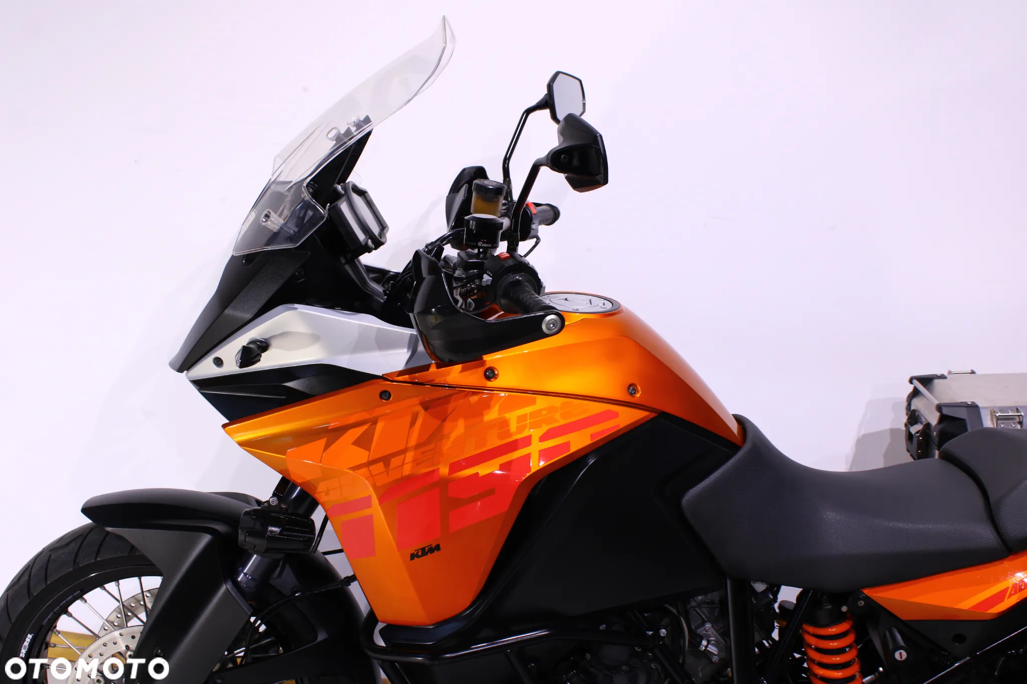 KTM Adventure - 10