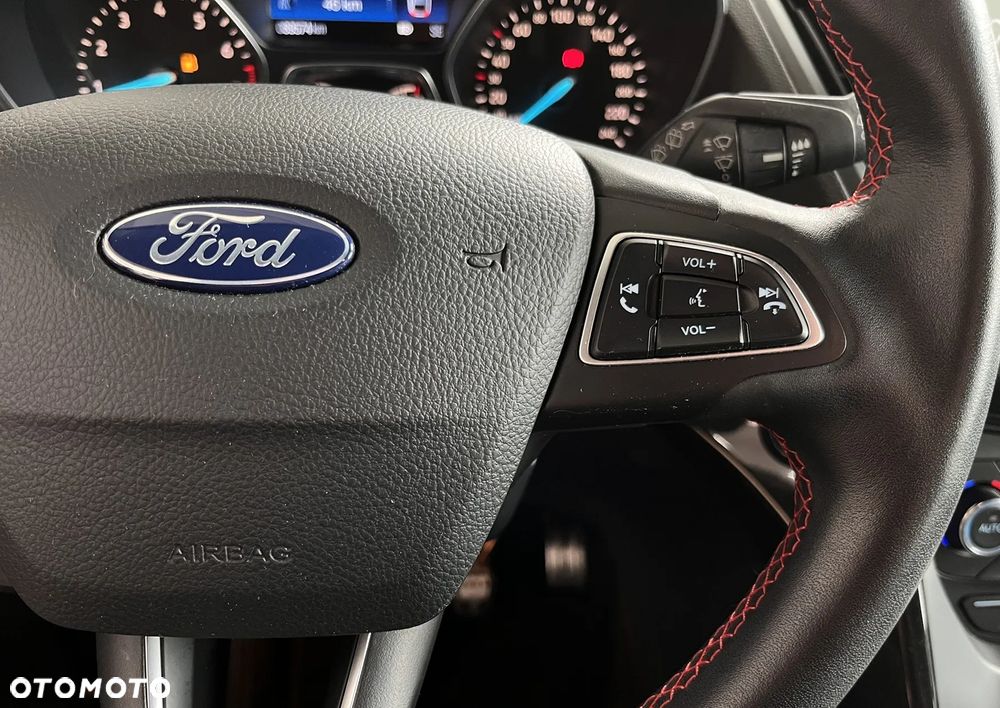 Ford Kuga 1.5 EcoBoost ST-LINE X - 14