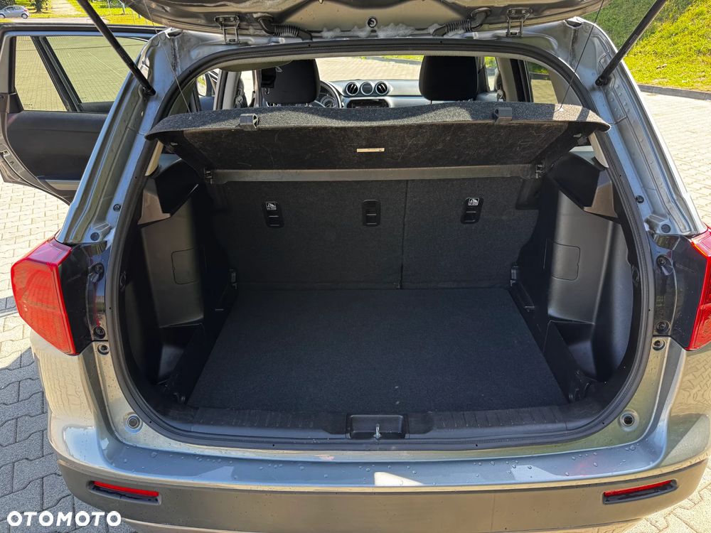 Suzuki Vitara 1.0 Boosterjet Premium 2WD - 14