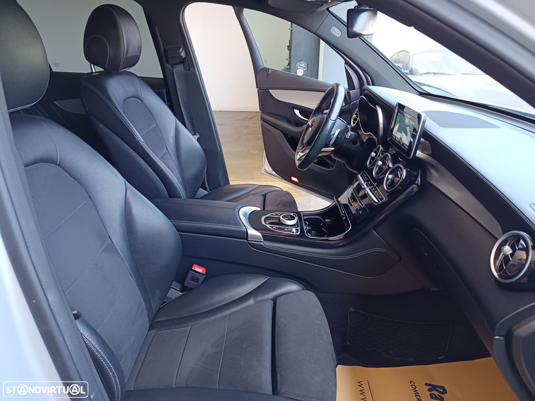 Mercedes-Benz GLC 250 d AMG Line 4-Matic - 22