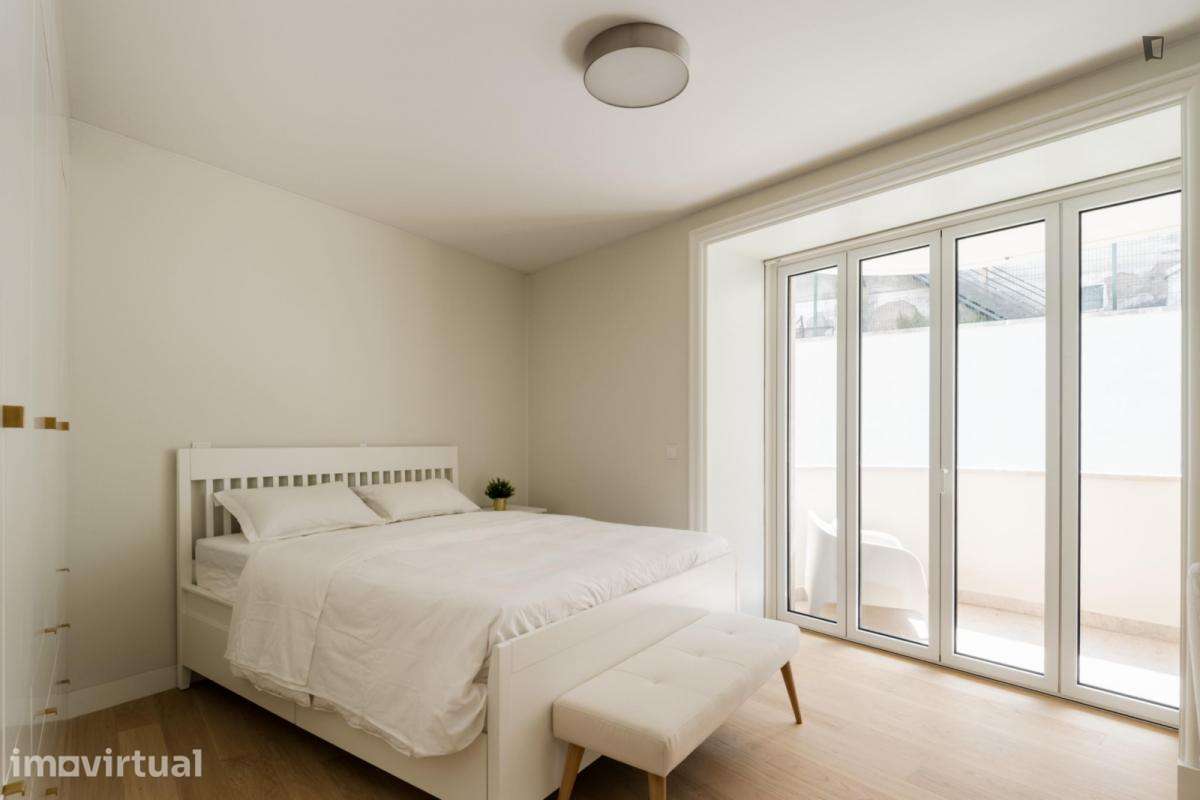 Apartamento com 1 quartos - localizado em Avenida da Liberdade Lisbon - Grande imagem: 2/21