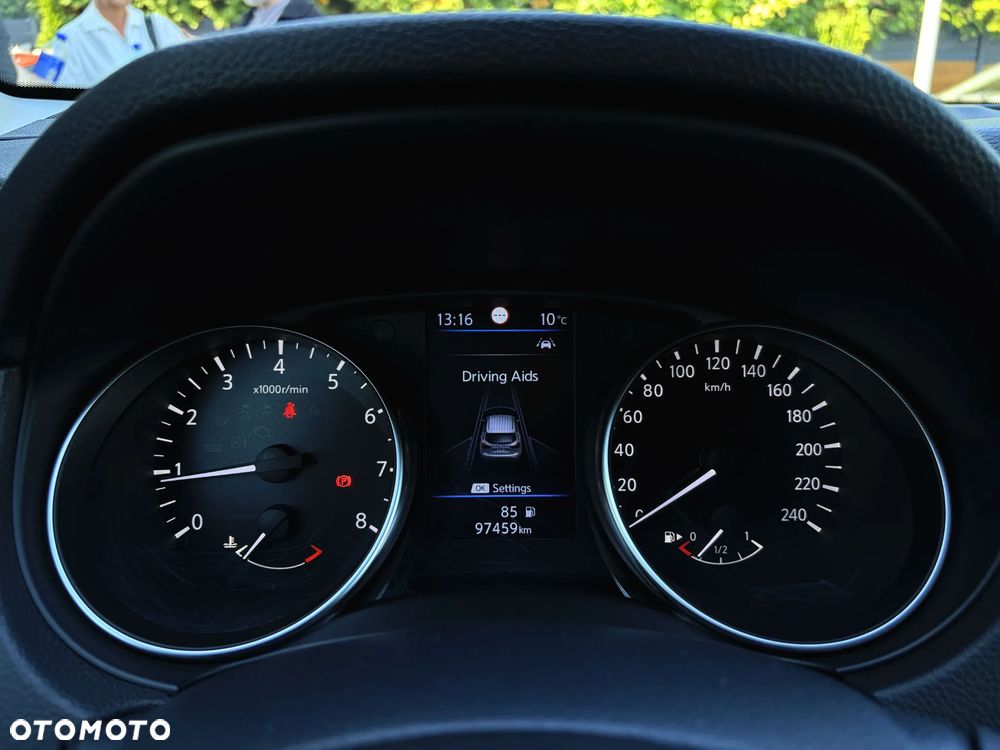 Nissan Qashqai - 21