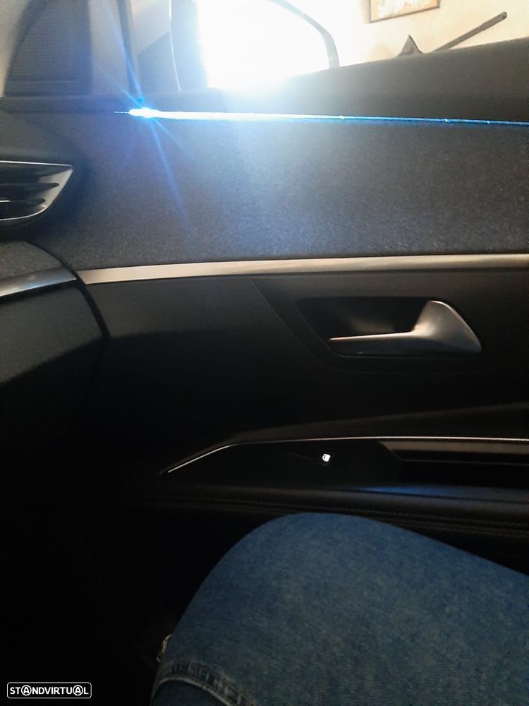 Peugeot 5008 1.5 BlueHDi Allure - 5