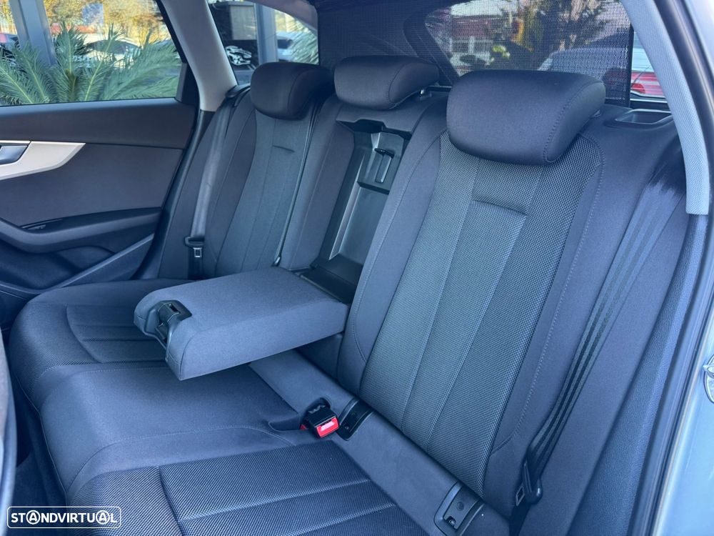 Audi A4 Avant 30 TDI Advanced S tronic - 16