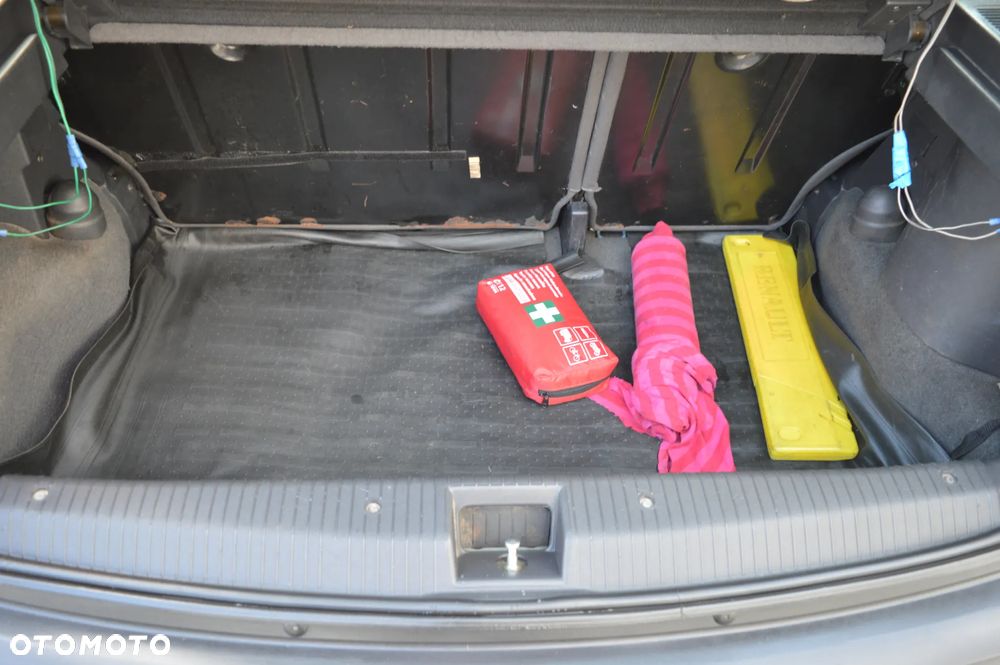 Opel Corsa 1.2 16V Cosmo - 12