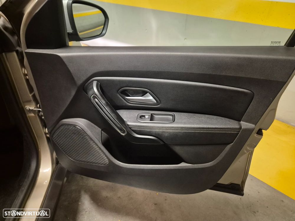 Dacia Duster 1.2 TCe Prestige - 31