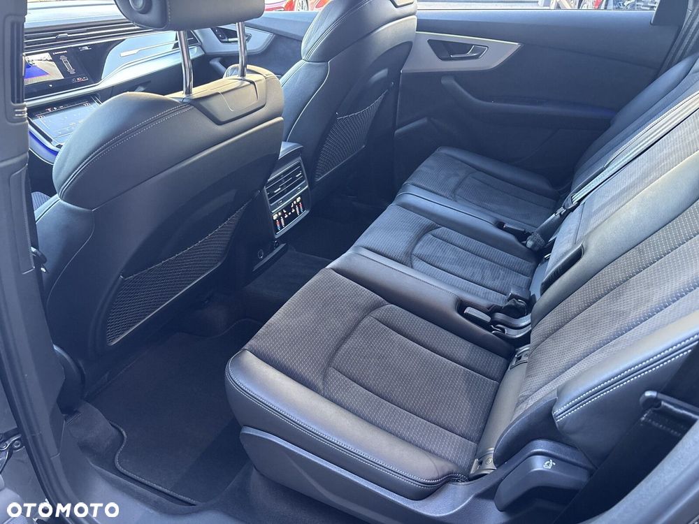 Audi Q7 - 28