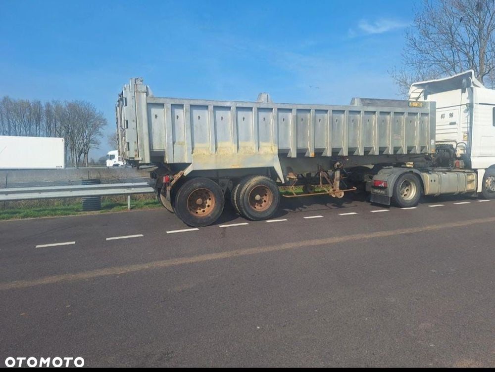 Benalu Naczepa wywrotka RESOR