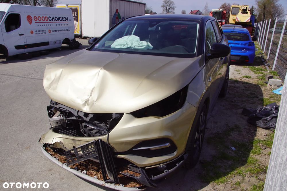 Auto na części - Opel Grandland X I 1.2 Turbo 130 KM B12XHT 20GE35 G80 2018R Silnik Skrzynia Drzwi Błotnik Klapa Zderzak Lampa Lusterko Klamka Szyba Panorama Deska Kokpit Sterownik Moduł Czujnik Licznik Wyświetlacz Panel Kierownica - 7
