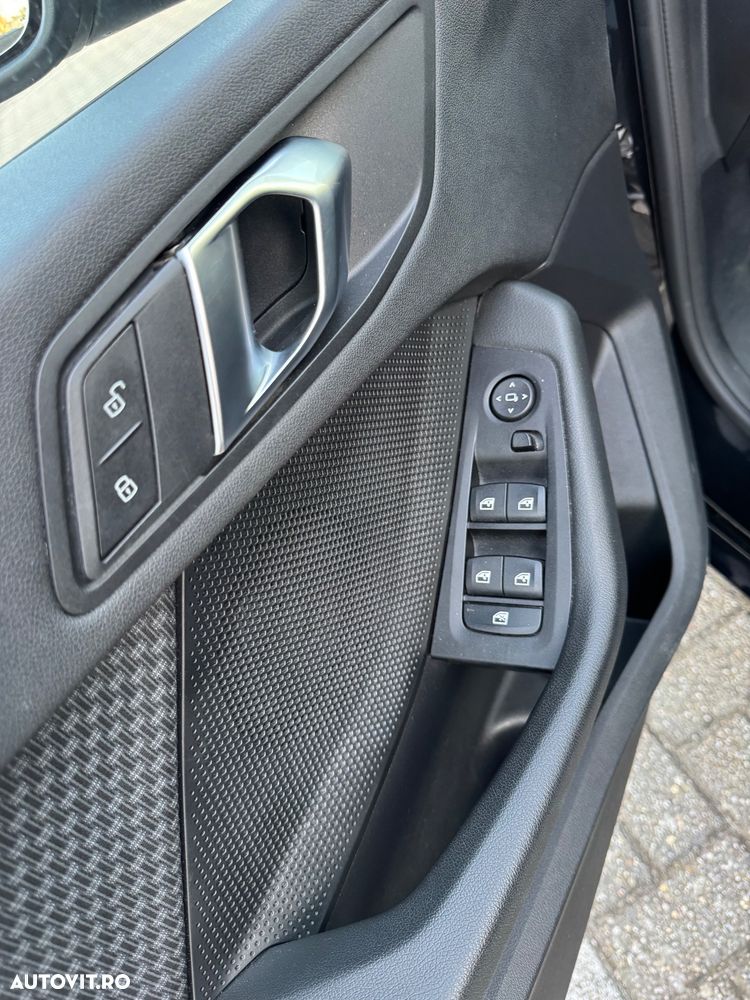 BMW Seria 1 120d AT - 13