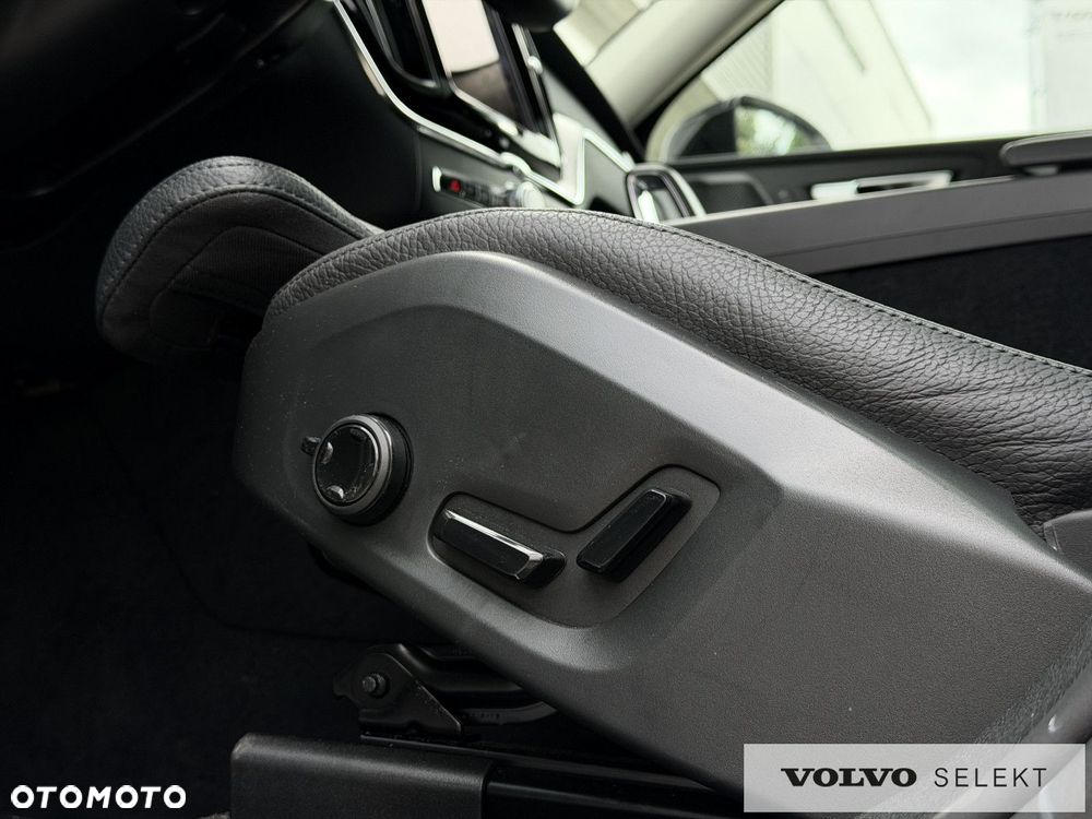 Volvo XC 60 - 22