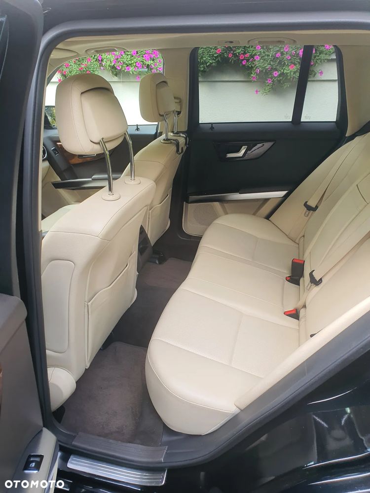 Mercedes-Benz GLK - 7
