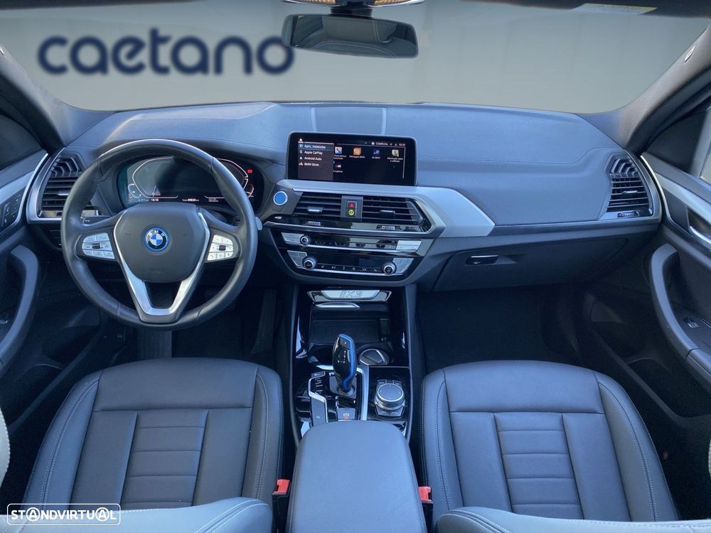 BMW iX3 Inspiring - 4